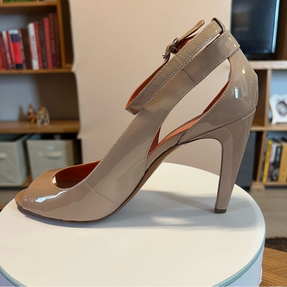 Genuine Leather Via Spiga Heels - Picture 2 of 10